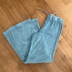 Suzie Kondi The Zephyra Flare Pants in Beach Terry
Paradeisos